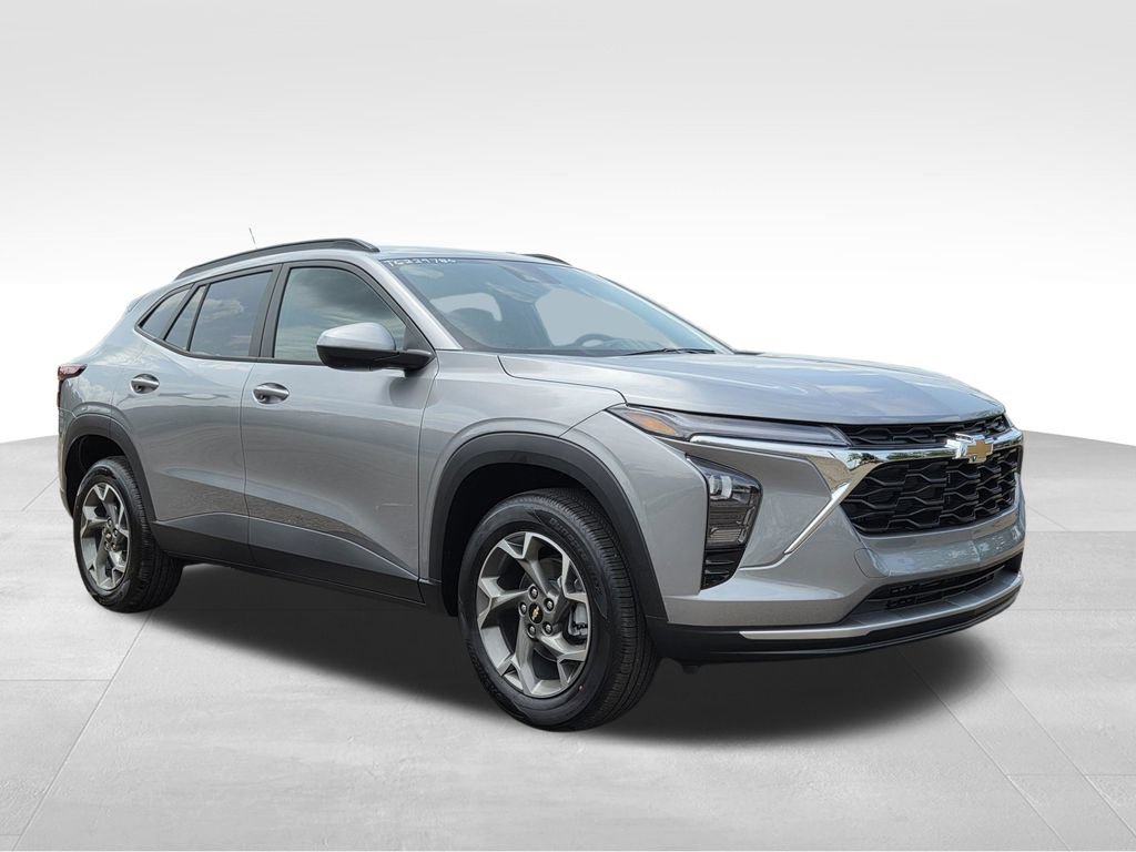 New 2026 Chevrolet Trax LT w/ Driver Confidence Package FWD image 28