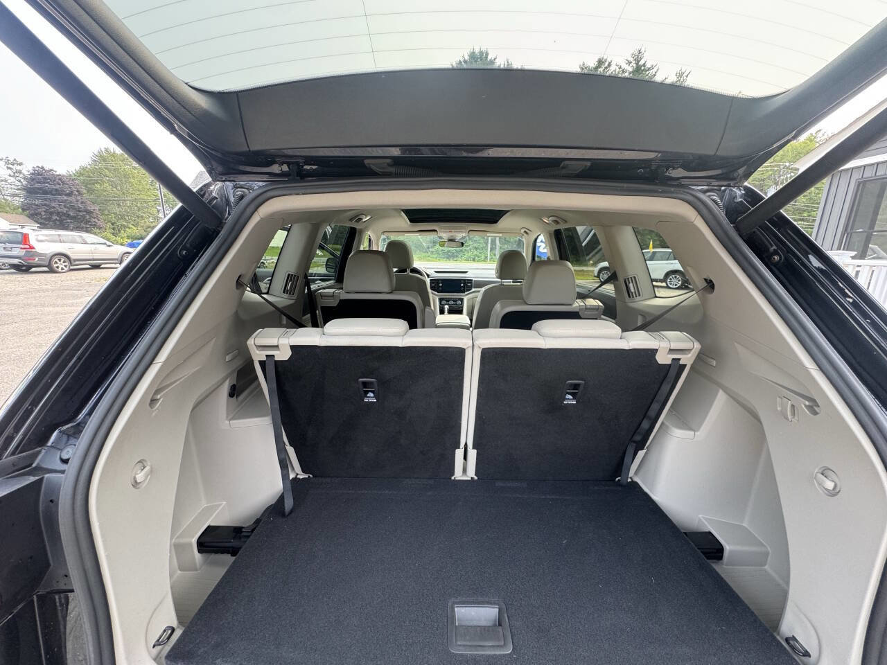 Used 2019 Volkswagen Atlas SEL R-Line image 17