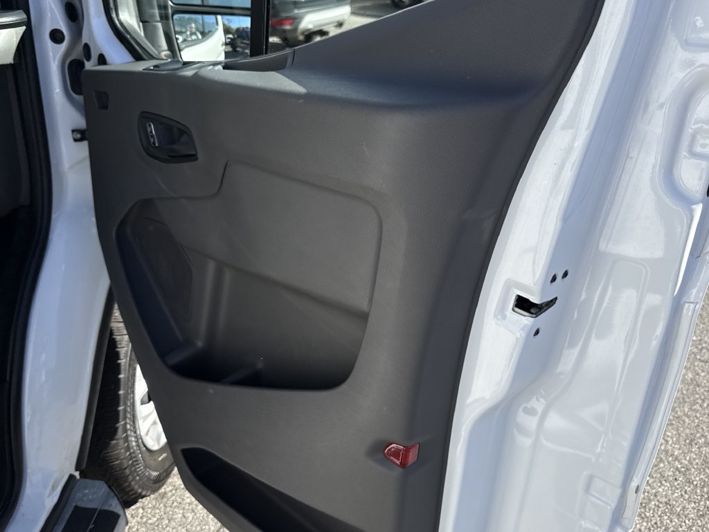 Used 2025 Ford Transit 250 Low Roof w/ Exterior Upgrade Package RWD image 25
