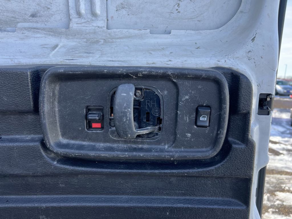 Used 2017 Chevrolet Express 3500 image 14