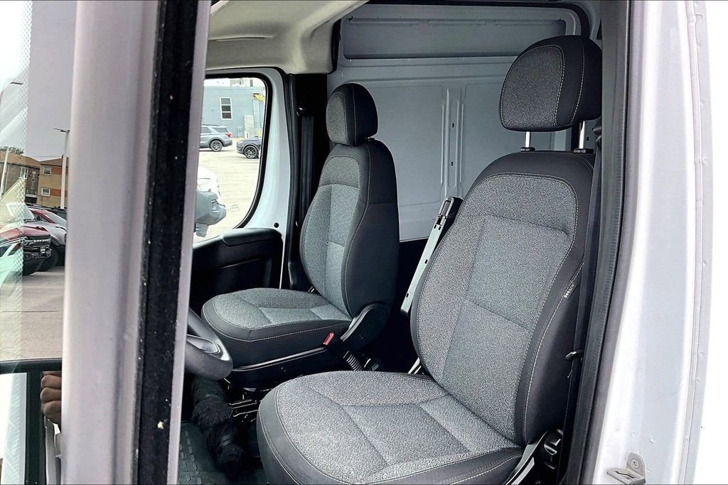 Used 2023 RAM ProMaster 2500 FWD image 23