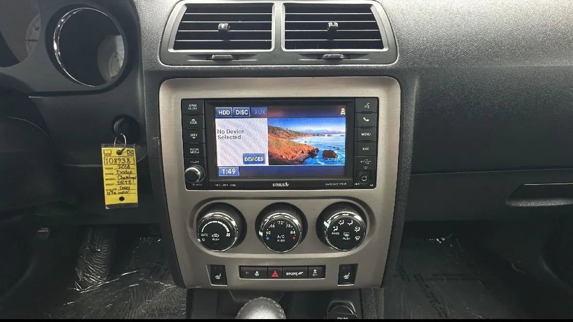 Used 2014 Dodge Challenger SRT8 RWD image 12
