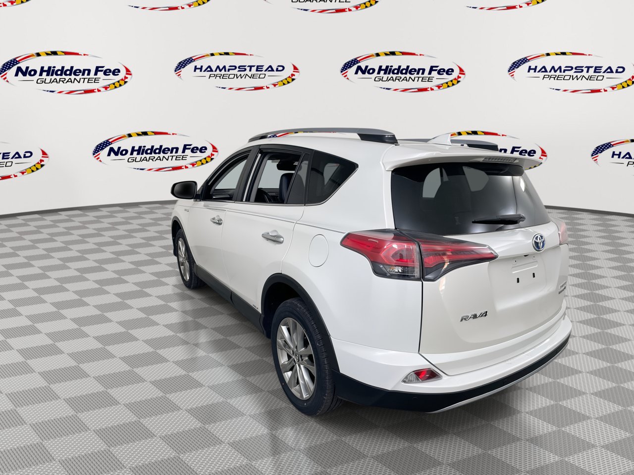 Used 2018 Toyota RAV4 Limited AWD/4WD image 7