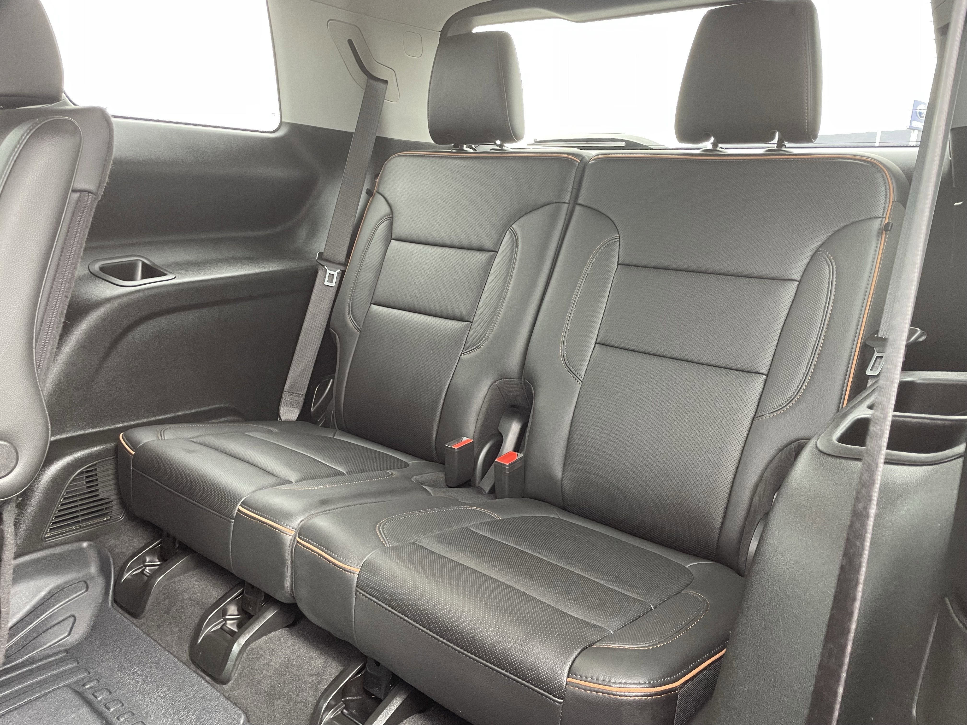 Used 2023 GMC Acadia AT4 w/ Technology Package AWD/4WD image 14