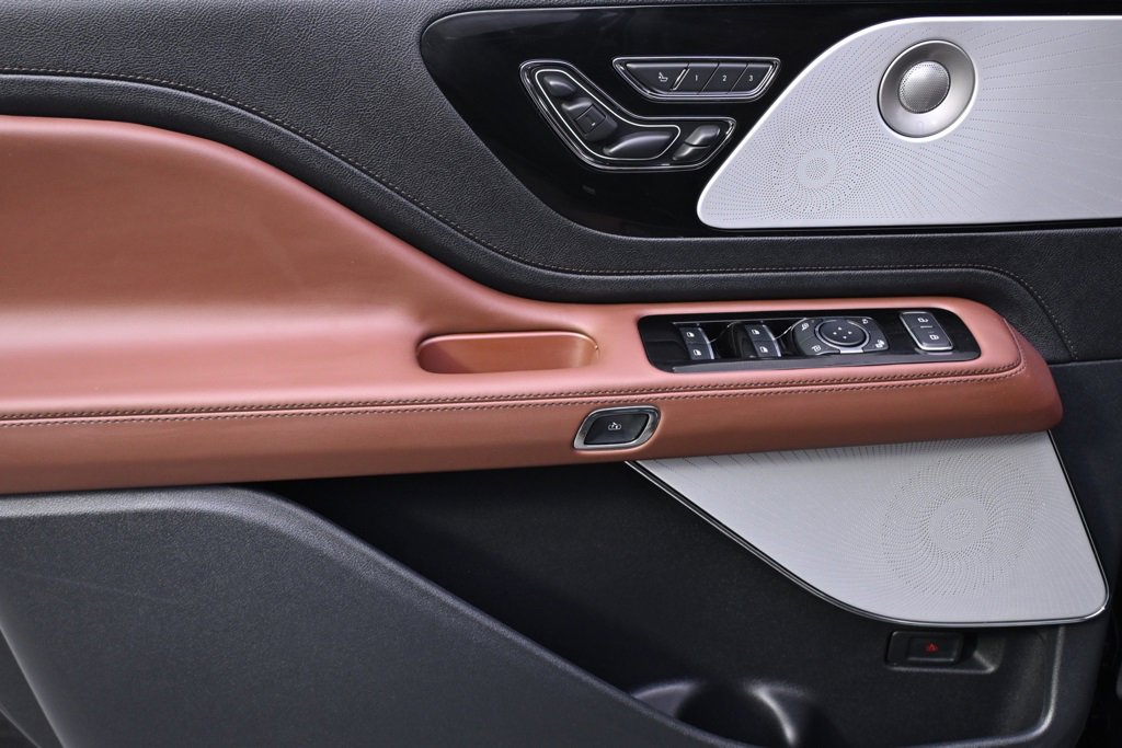 New 2026 Lincoln Aviator Reserve image 23