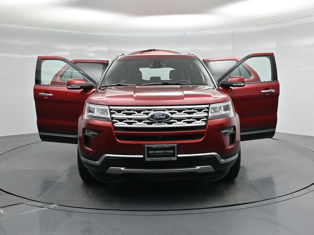 Certified 2018 Ford Explorer Limited w/ Ford Safe & Smart Package image 40