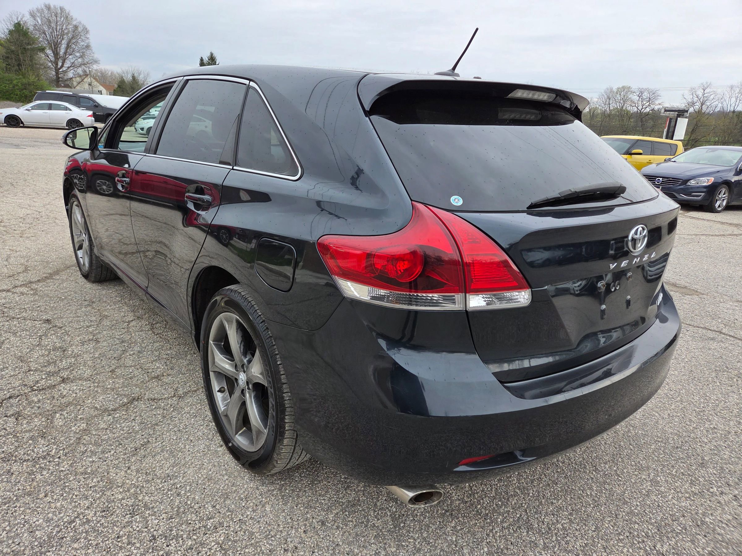 Used 2014 Toyota Venza LE w/ Tow Prep Package image 6
