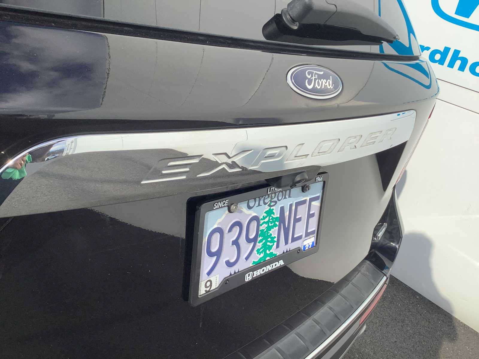 Used 2020 Ford Explorer Limited AWD/4WD image 7
