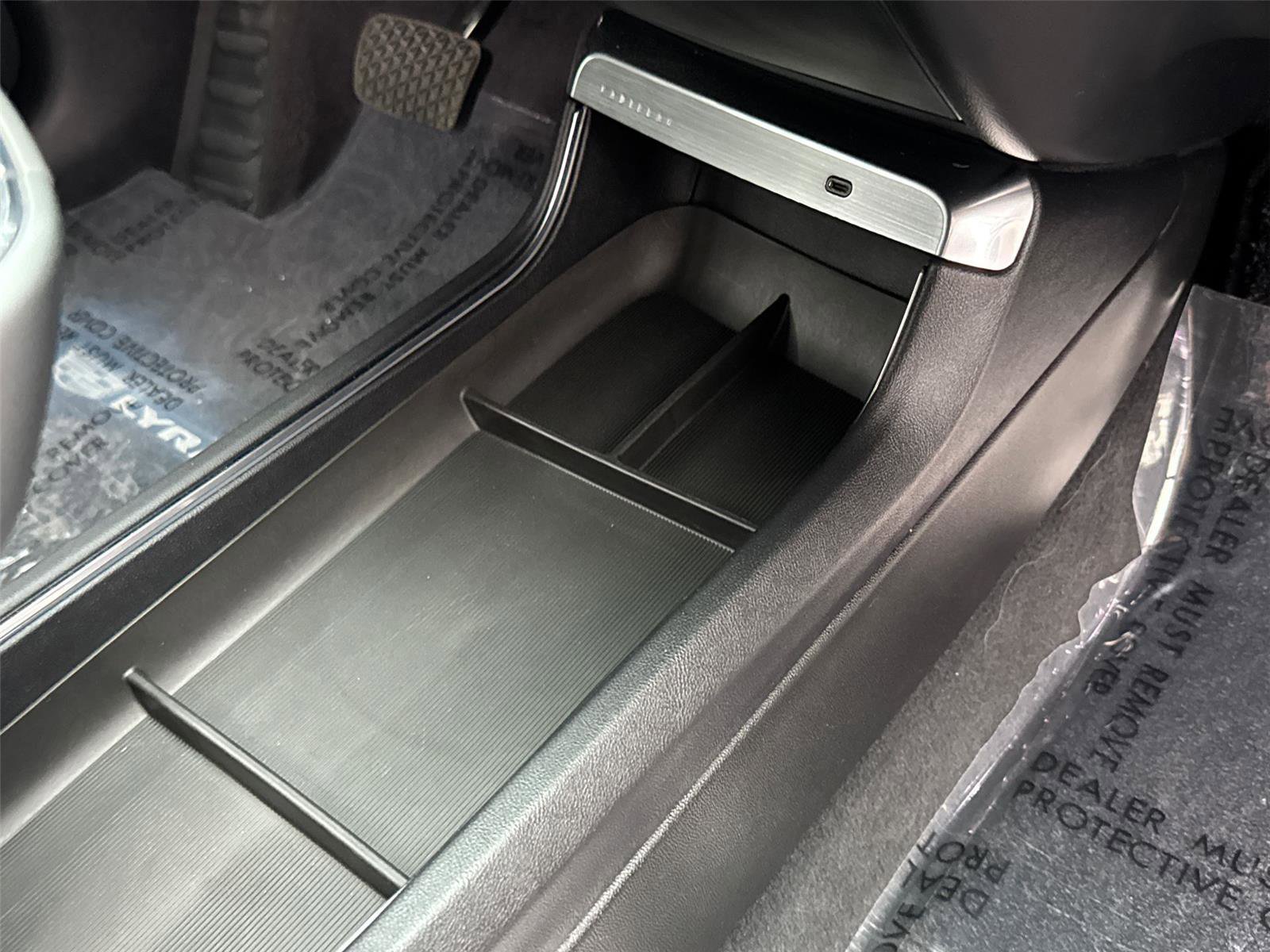 Used 2024 Cadillac Lyriq Sport image 17