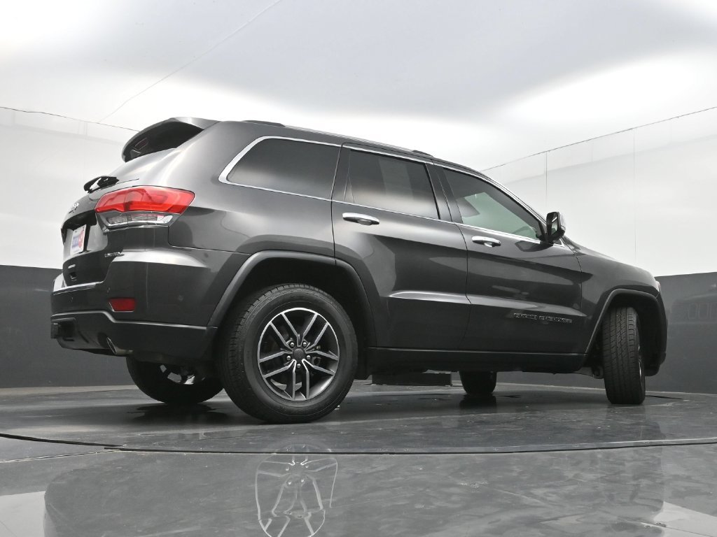 Used 2019 Jeep Grand Cherokee Limited AWD/4WD image 31