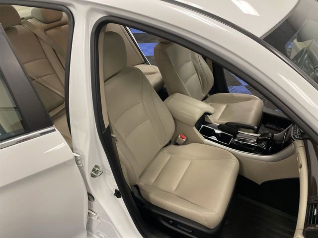 Used 2017 Honda Accord EX-L image 25