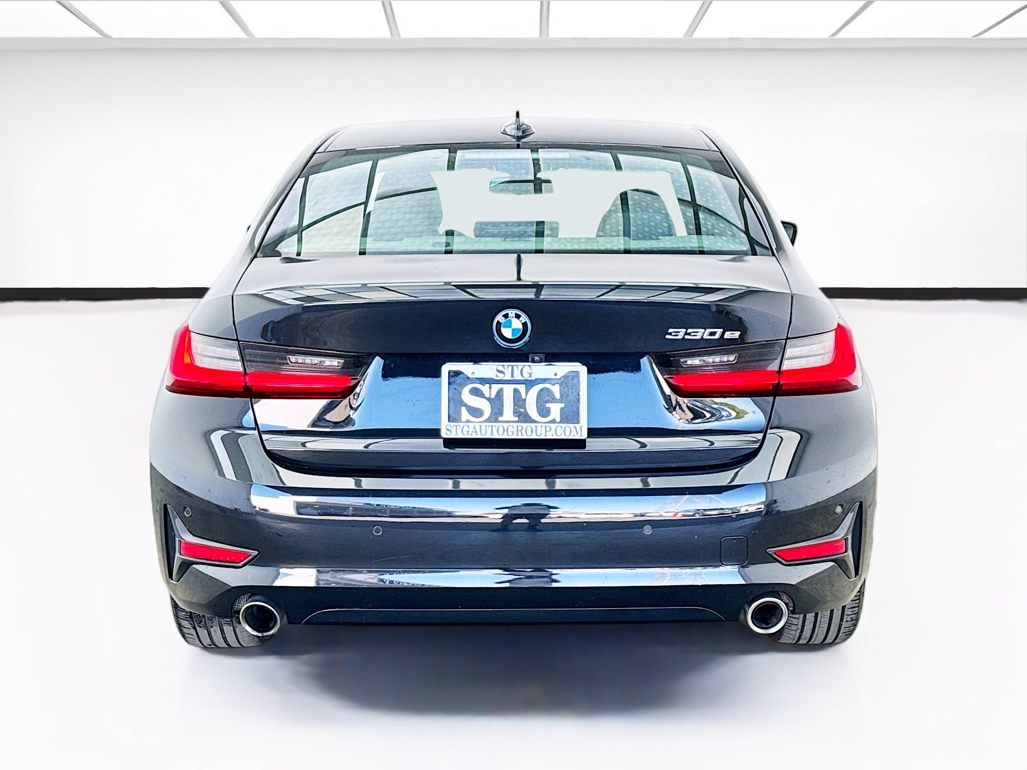 Used 2022 BMW 330e RWD image 5