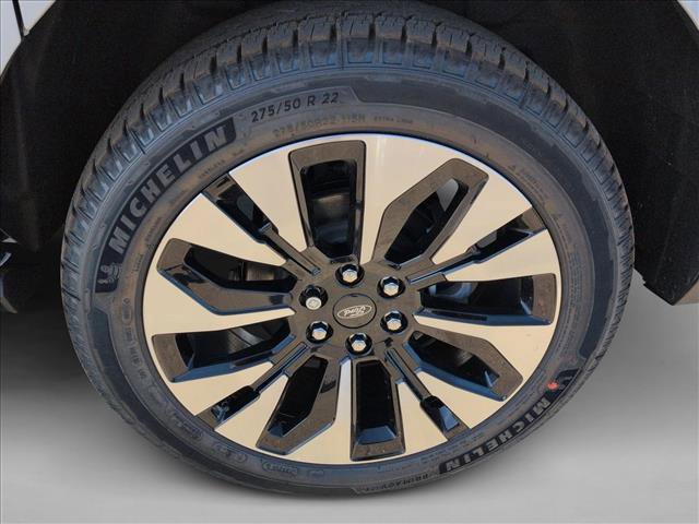 New 2025 Ford Expedition Max Platinum w/ Driver's Package image 10