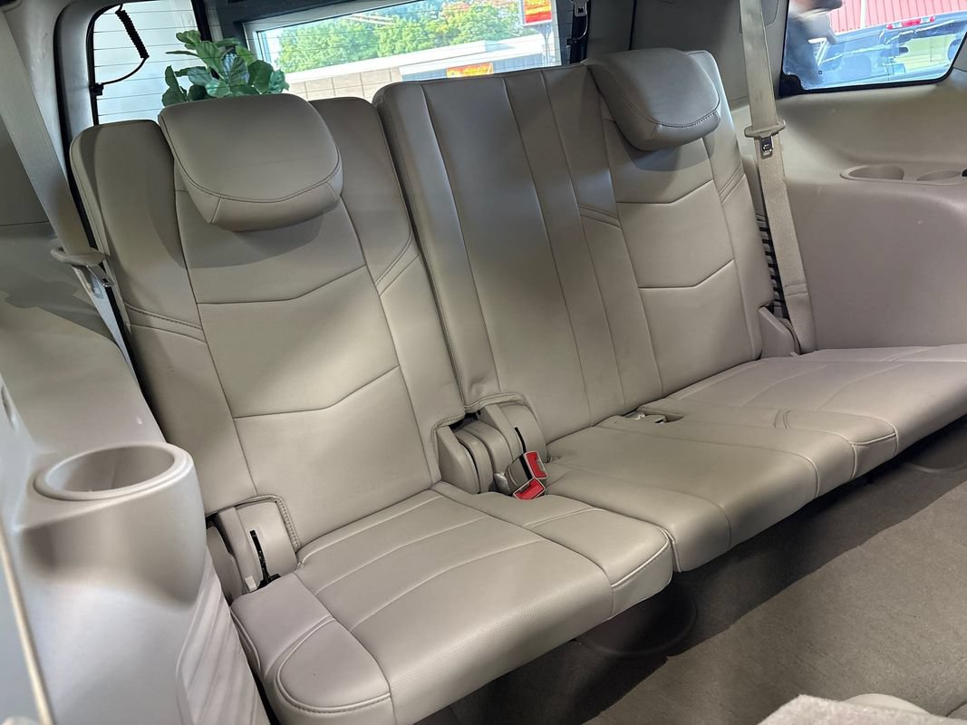 Used 2016 Cadillac Escalade Premium AWD/4WD image 42
