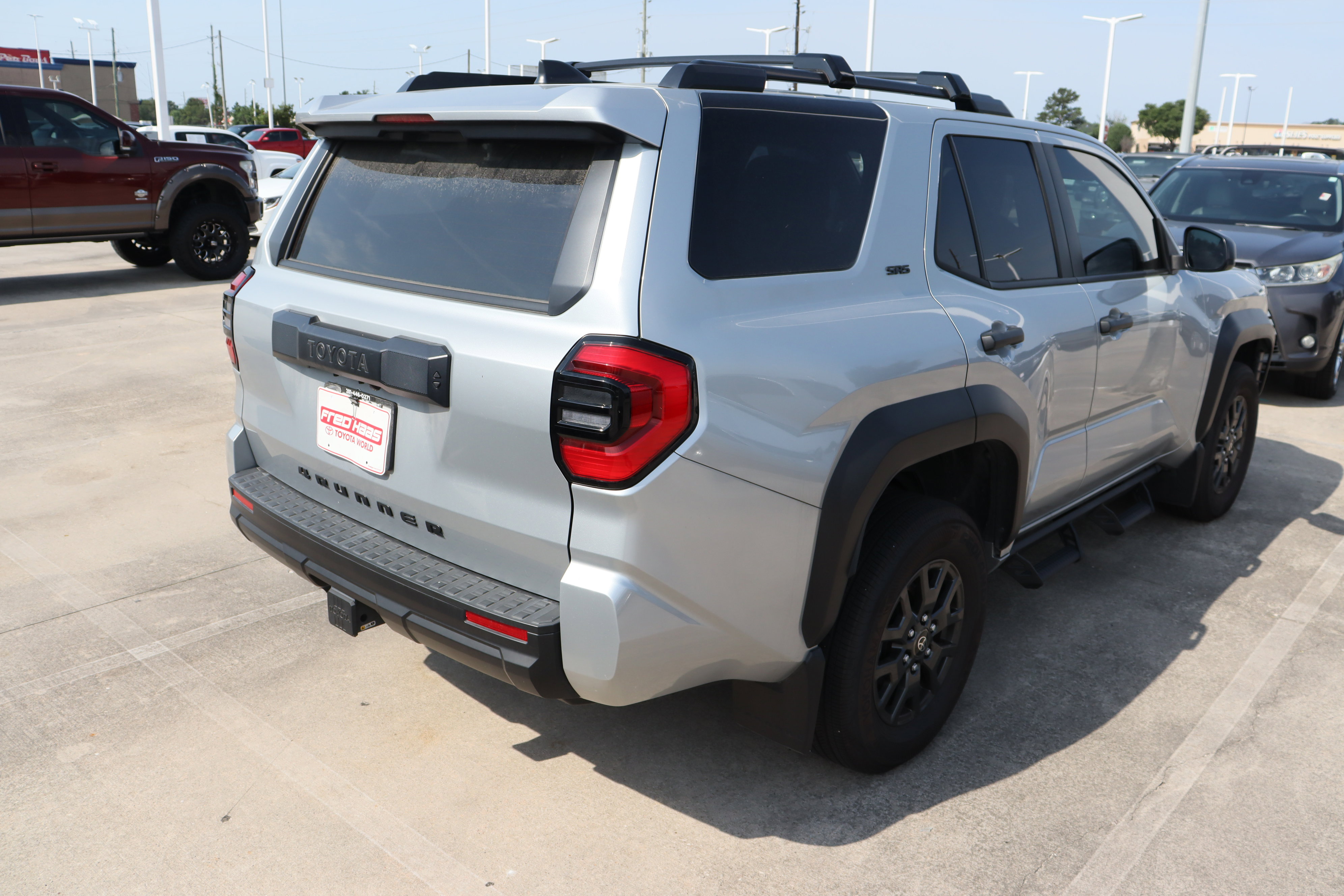 Used 2025 Toyota 4Runner SR5 RWD image 11