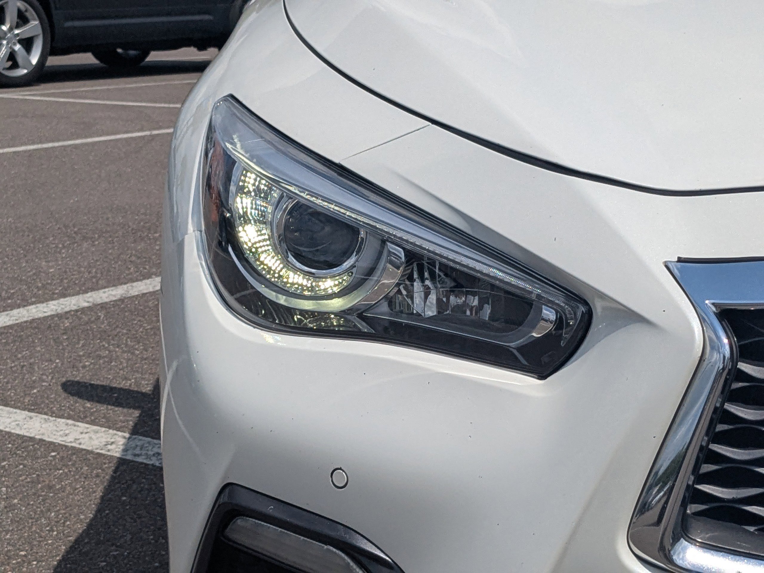 Used 2018 INFINITI Q50 Red Sport 400 w/ Sensory Package (Sport) image 9