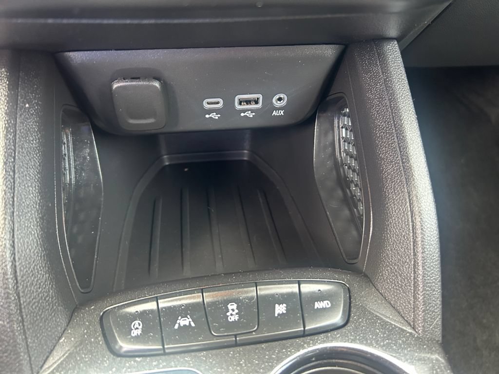 Used 2023 Chevrolet TrailBlazer RS AWD/4WD image 19