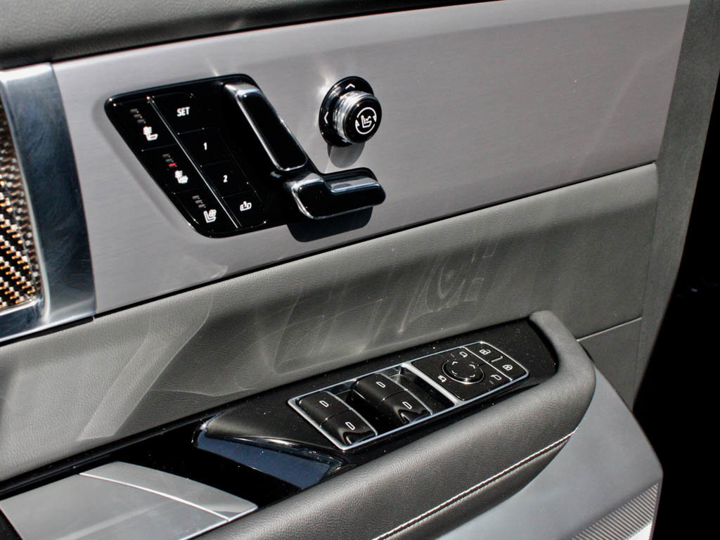 New 2026 Cadillac Vistiq Luxury w/ LPO, Floor Liner Package image 14