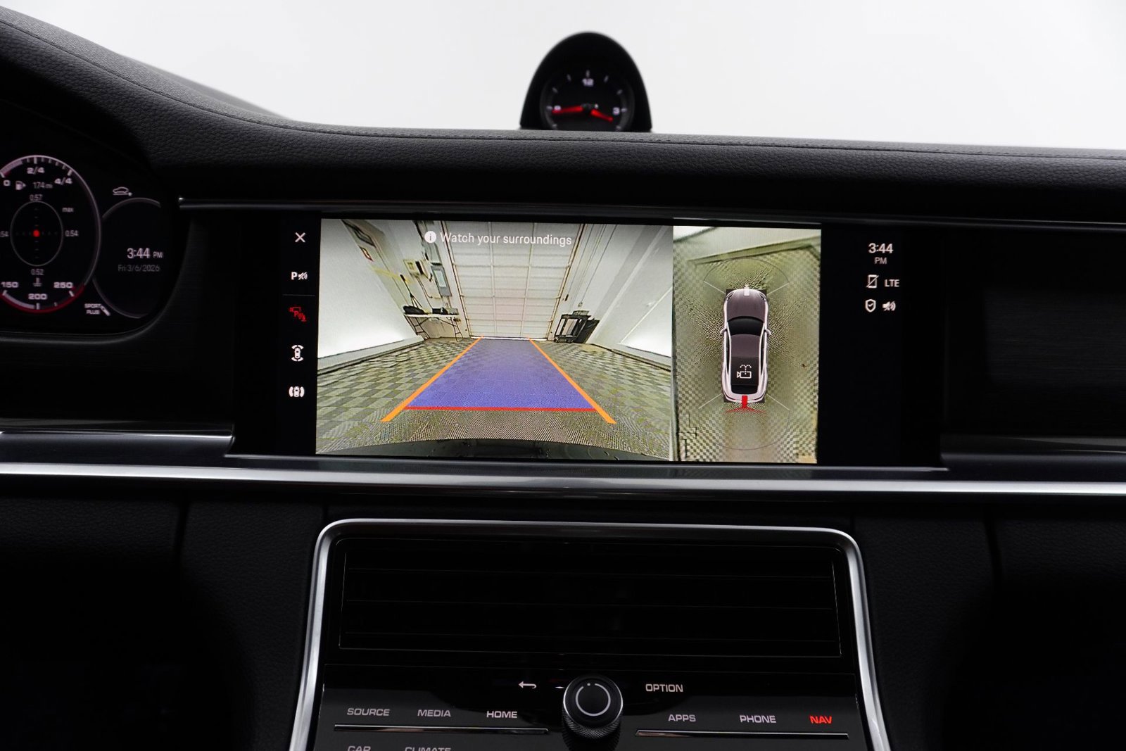 Used 2023 Porsche Panamera Platinum Edition image 25