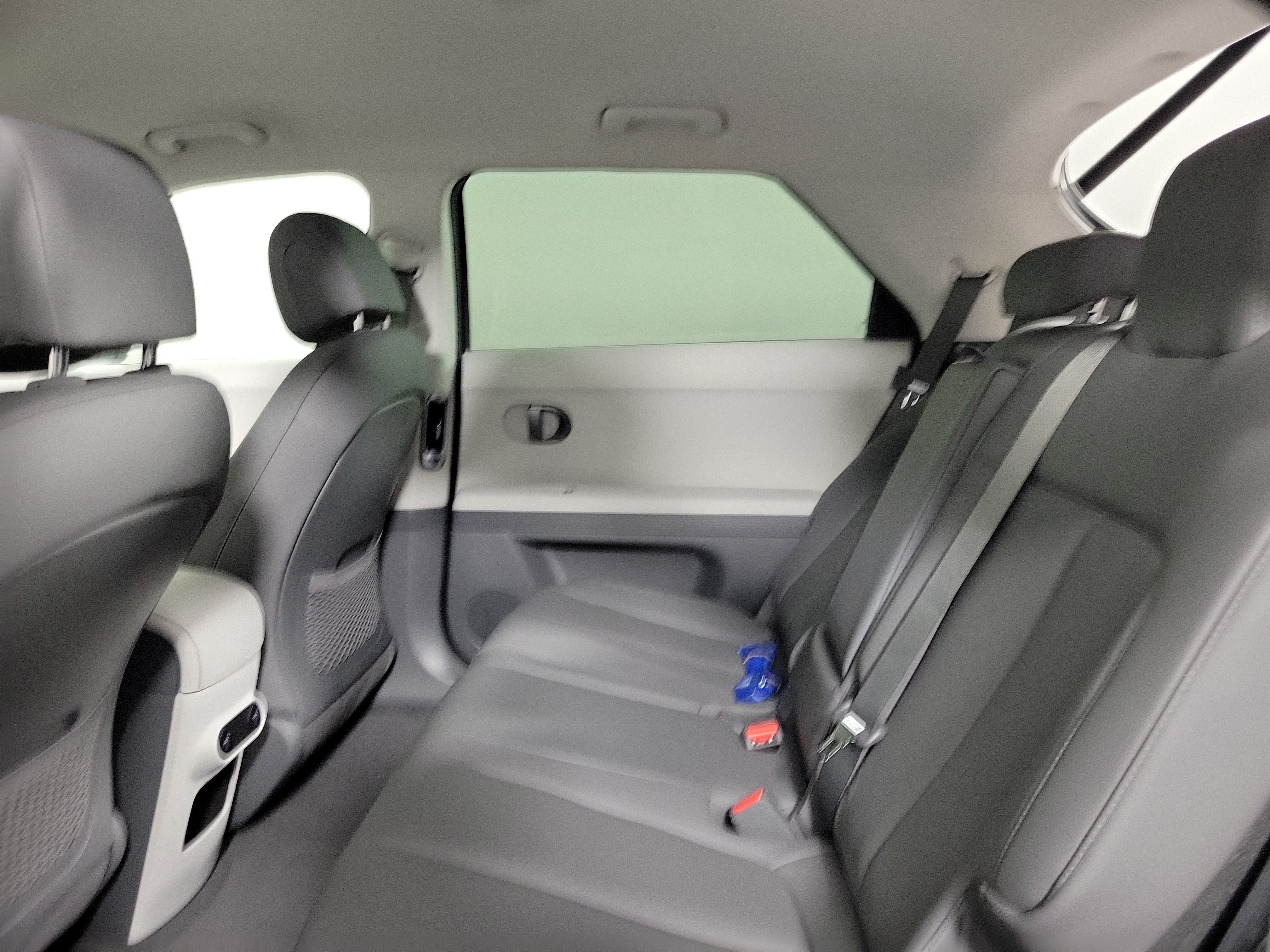 New 2026 Hyundai Ioniq 5 SEL AWD/4WD image 28