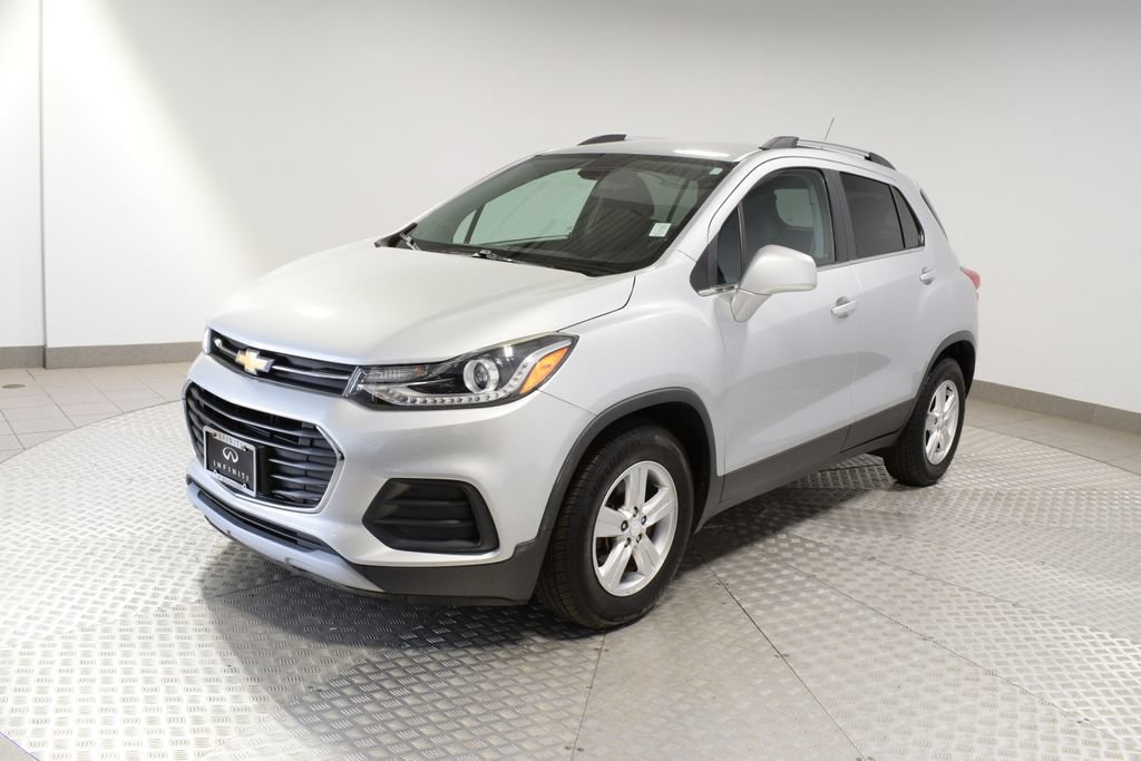 Used 2020 Chevrolet Trax LT FWD image 7