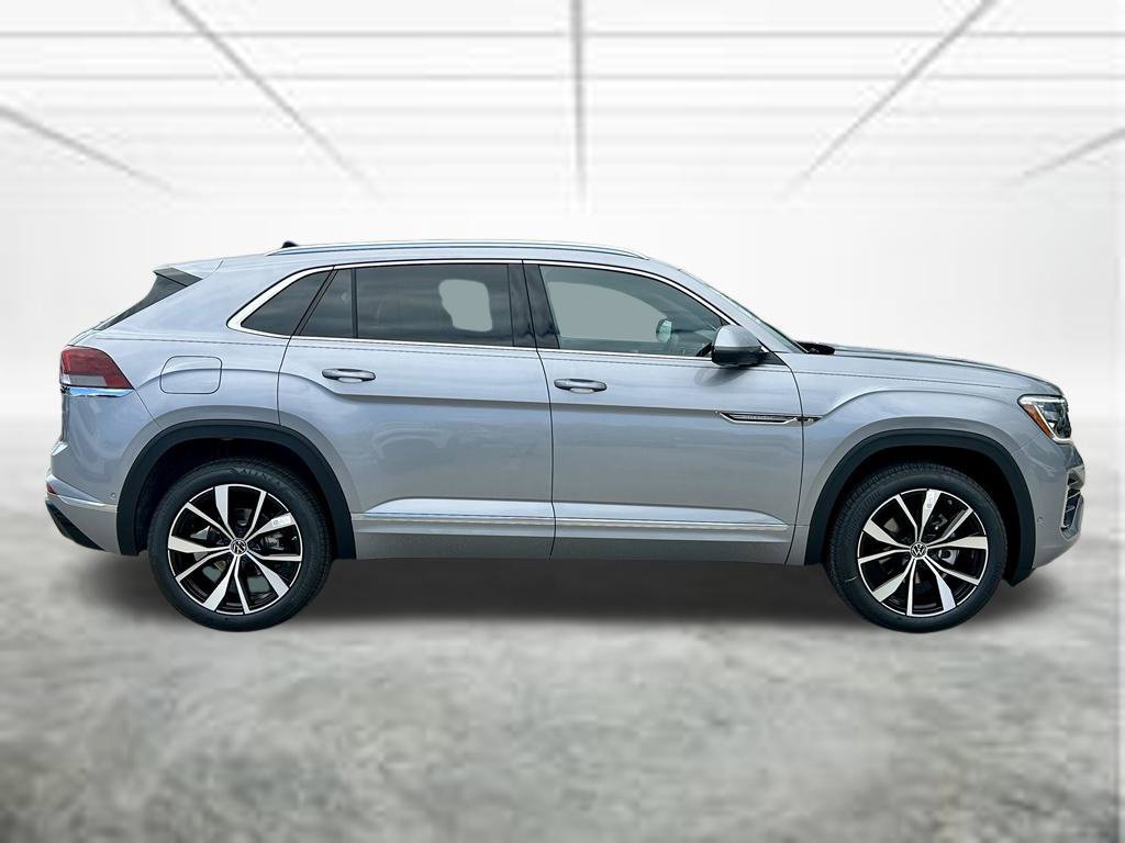 New 2026 Volkswagen Atlas Cross Sport SEL Premium R-Line AWD/4WD image 4