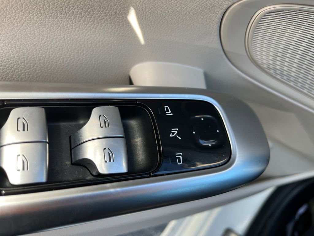 Certified 2025 Mercedes-Benz C 300 4MATIC Sedan image 24