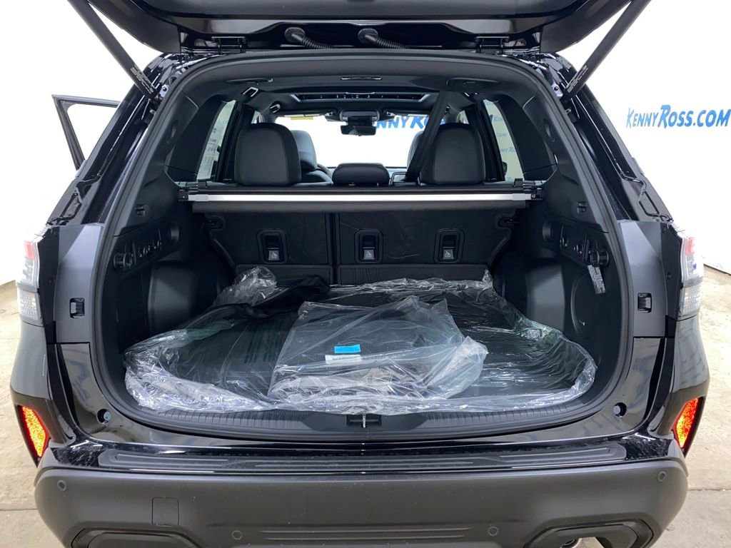 New 2025 Subaru Forester Touring image 11