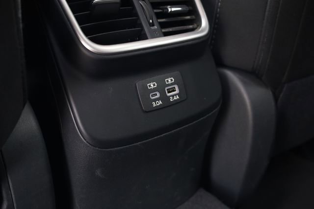 Used 2025 Subaru Outback Premium AWD/4WD image 29