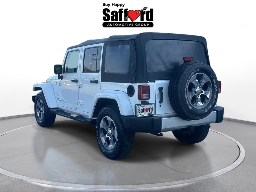 Used 2018 Jeep Wrangler Unlimited Sahara w/ Connectivity Group AWD/4WD image 5