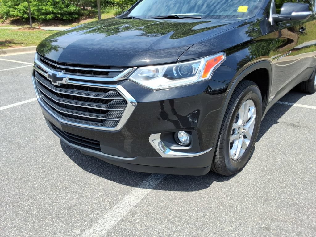 Certified 2021 Chevrolet Traverse LT FWD image 9