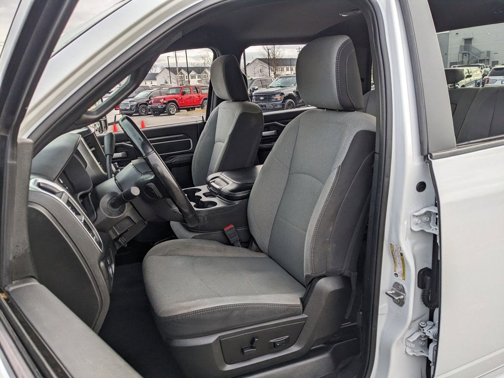 Certified 2024 RAM 2500 Big Horn image 32