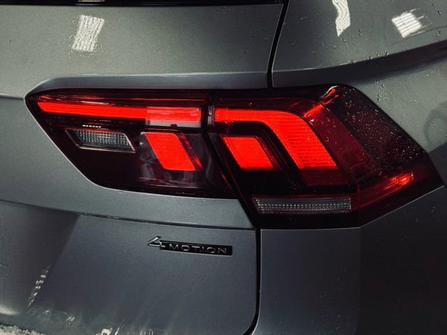 Used 2024 Volkswagen Tiguan SE image 6