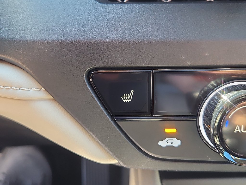 Certified 2025 Honda Accord SE image 18
