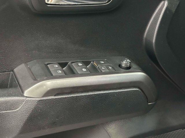 Used 2020 Toyota Tacoma TRD Sport AWD/4WD image 34