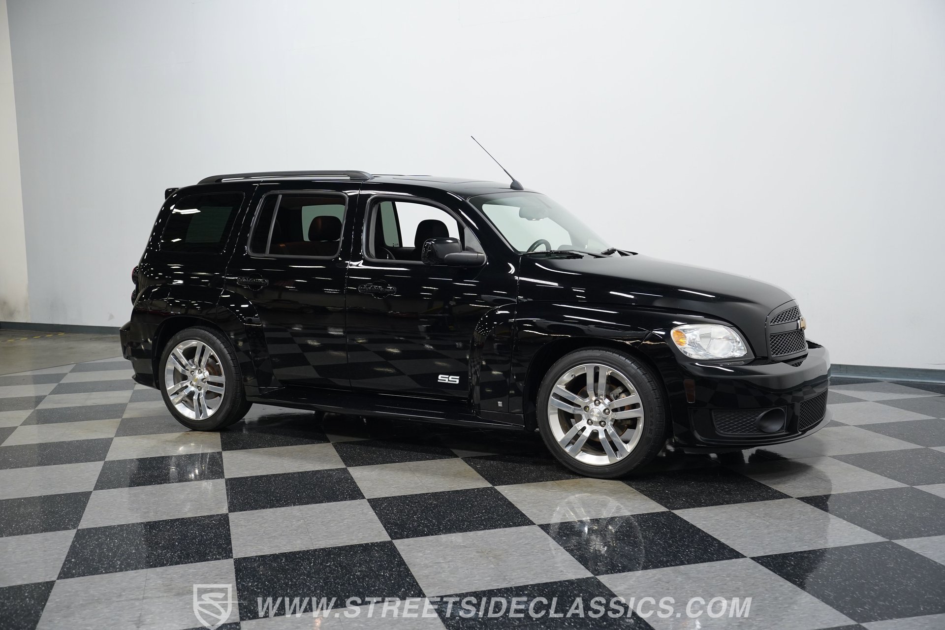 Used 2008 Chevrolet HHR SS FWD image 15