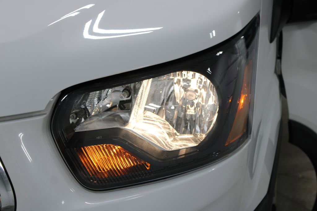 Used 2024 Ford Transit 250 Low Roof w/ Exterior Upgrade Package RWD image 17