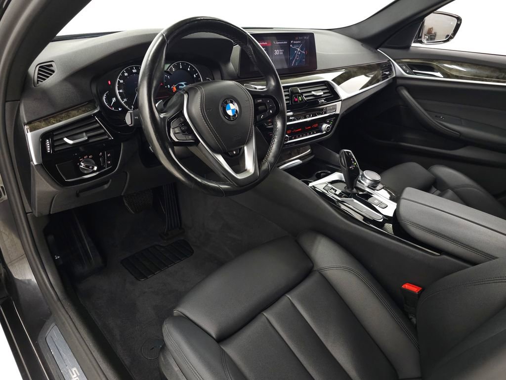 Used 2019 BMW 530i xDrive w/ Convenience Package AWD/4WD image 16