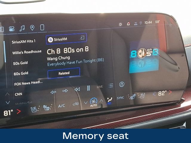 Used 2026 Chevrolet Traverse RS w/ LPO, Floor Liner Package AWD/4WD image 12
