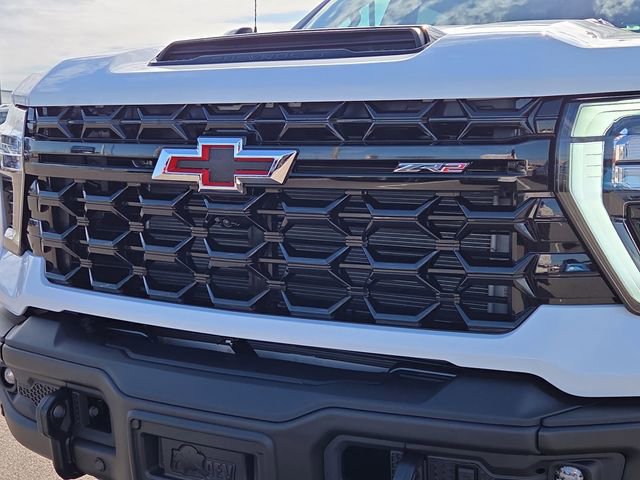 New 2026 Chevrolet Silverado 2500 ZR2 w/ ZR2 Bison Edition image 10