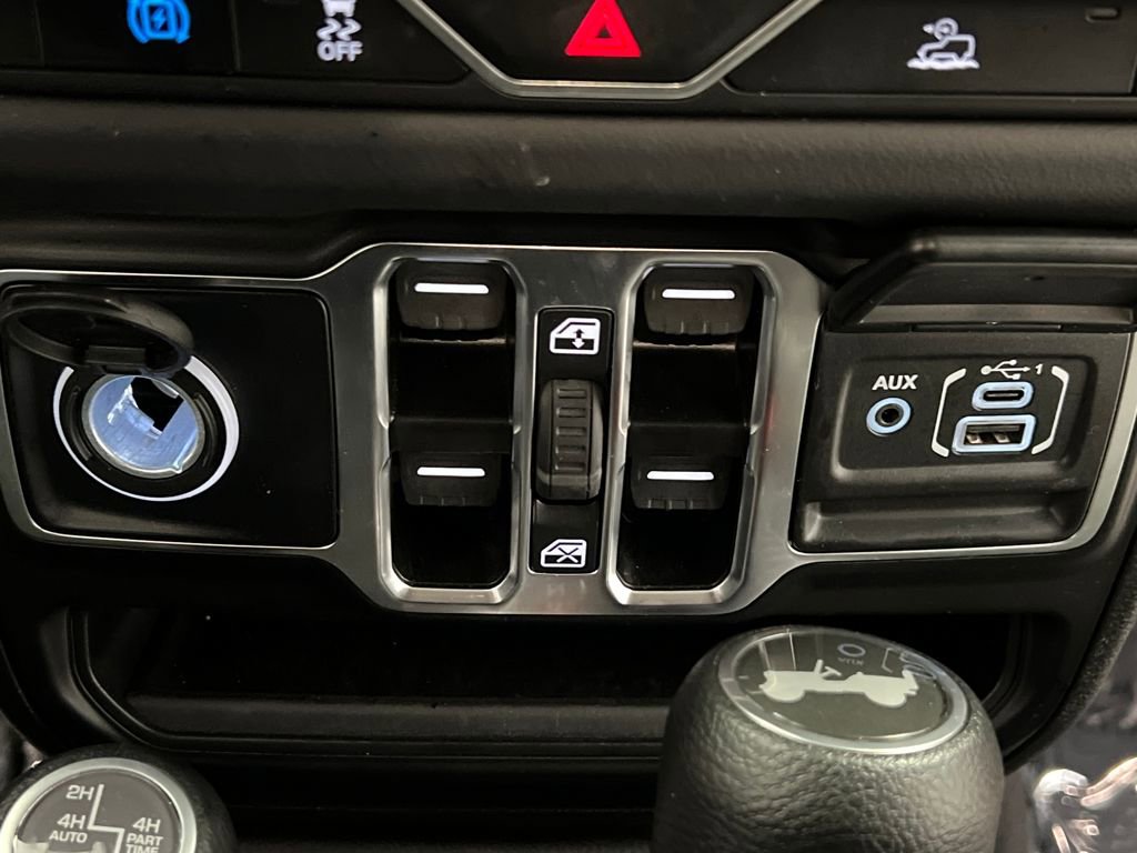 Used 2025 Jeep Wrangler Sahara 4xe image 45