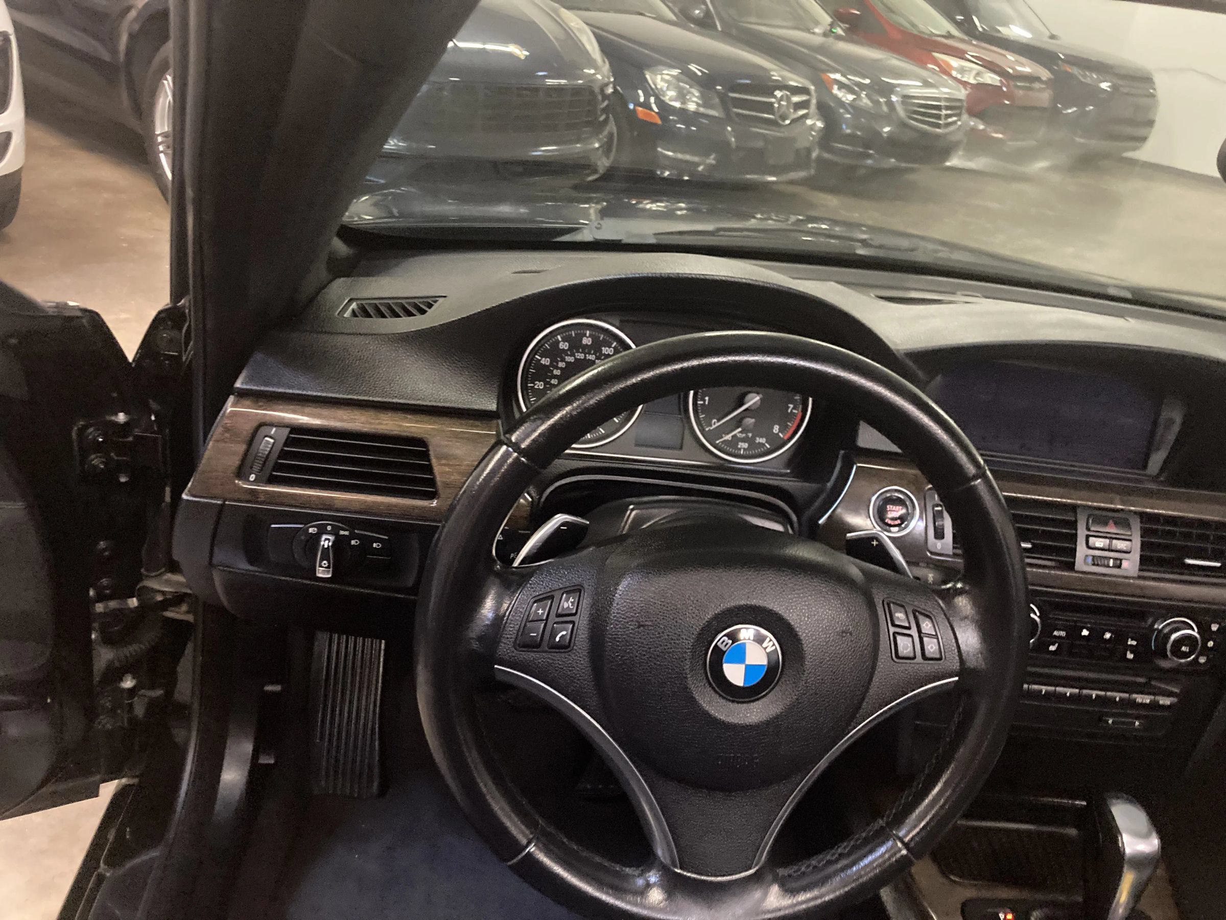 Used 2011 BMW 328i Convertible RWD image 33
