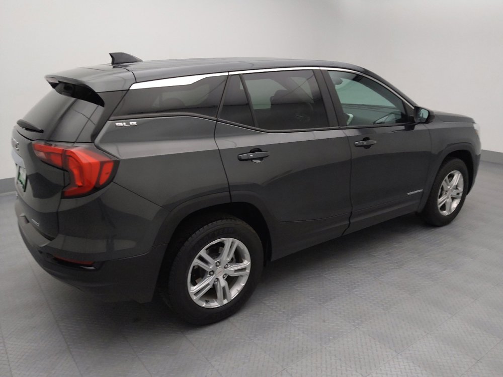 Used 2021 GMC Terrain SLE image 10