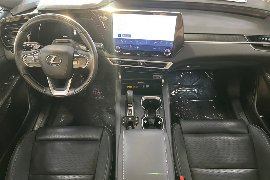 Used 2024 Lexus RX 350 AWD image 12