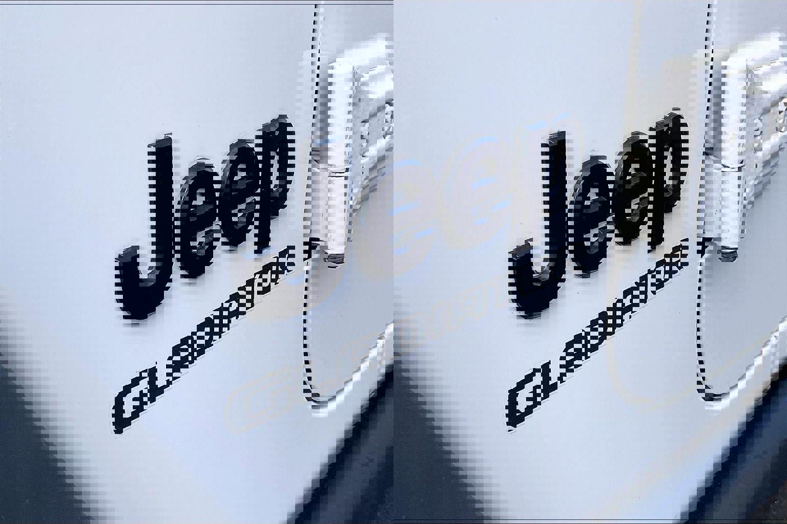 Used 2020 Jeep Gladiator Sport w/ Quick Order Package 24S image 31