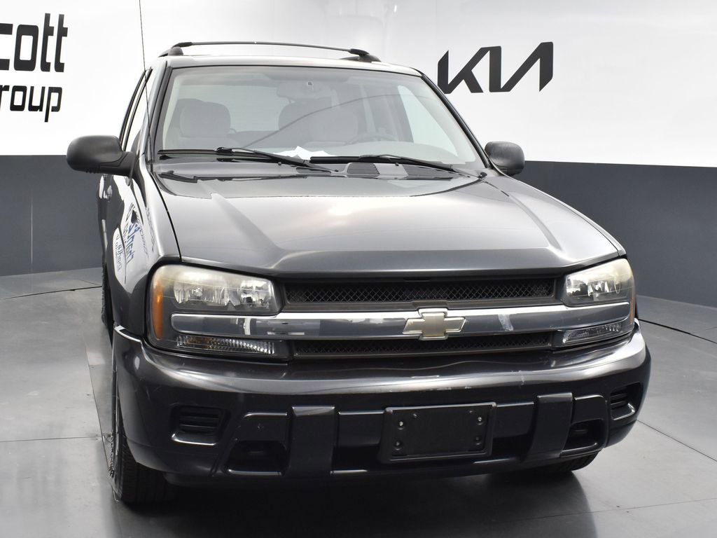 Used 2005 Chevrolet TrailBlazer LS w/ LS Preferred Equipment Group AWD/4WD image 8