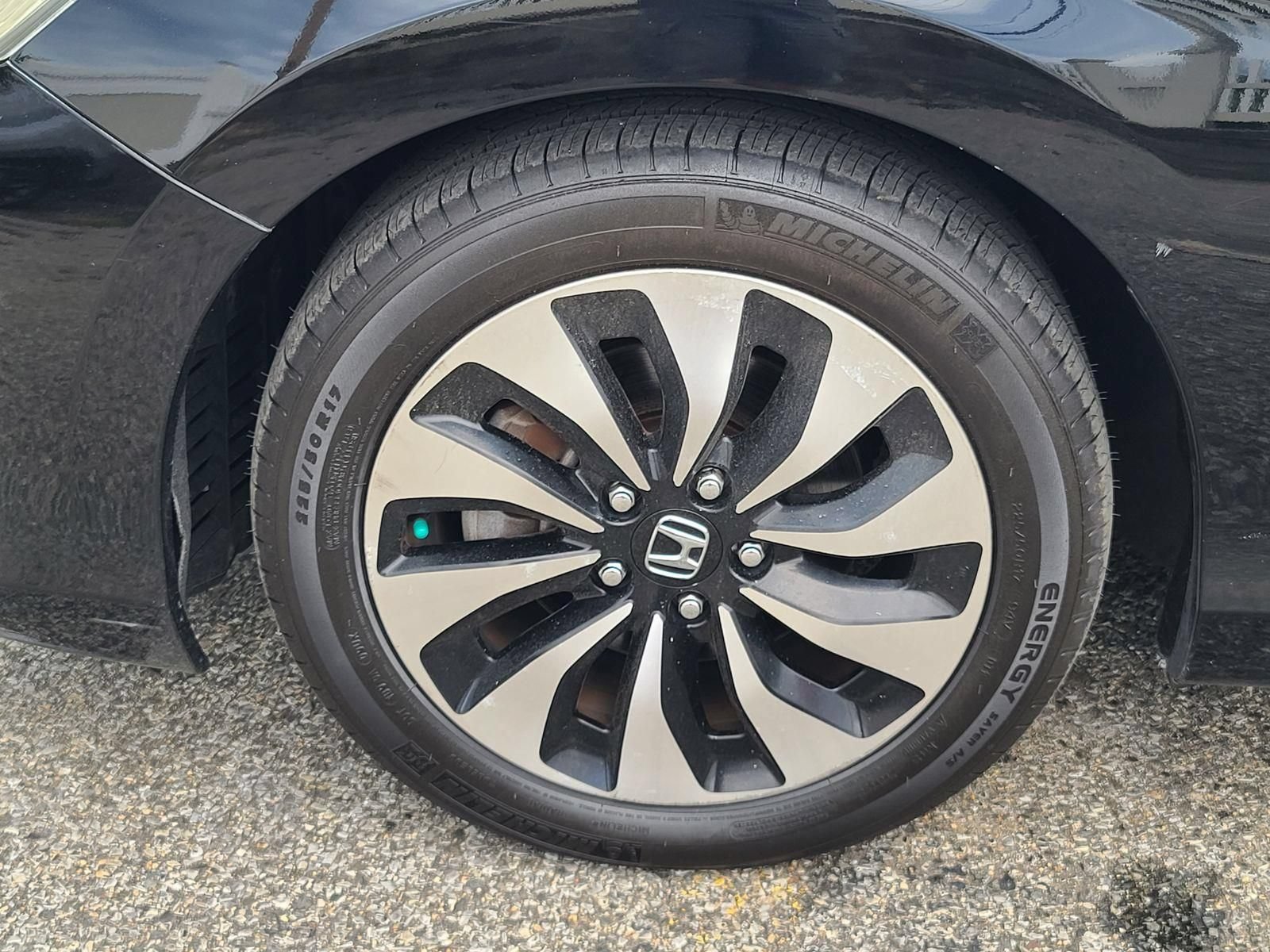 Used 2015 Honda Accord EX-L image 32