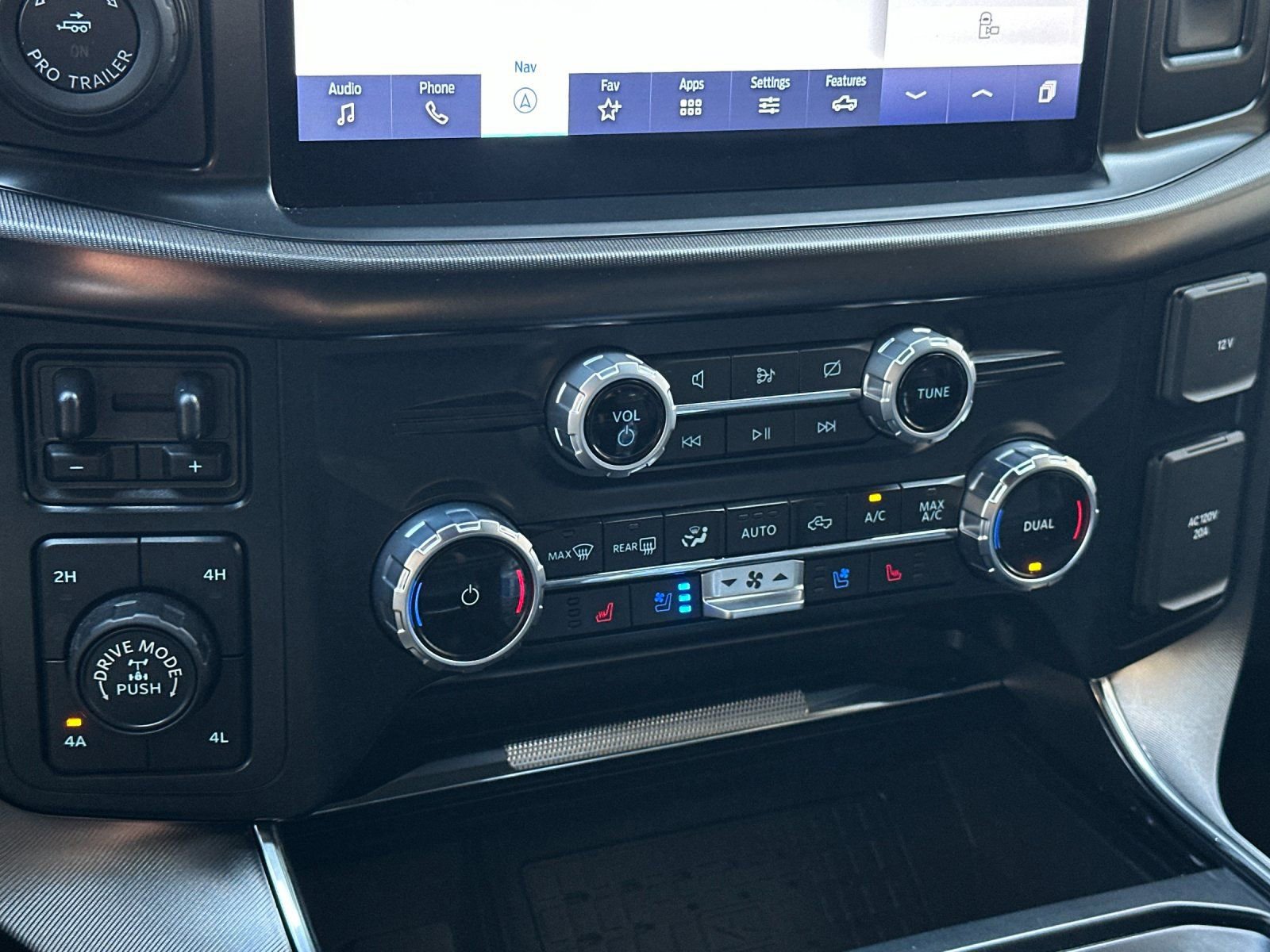 Used 2023 Ford F150 Platinum w/ Equipment Group 701A High image 25