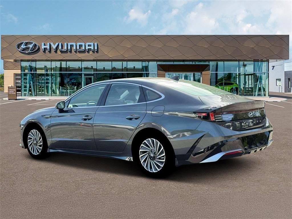 New 2026 Hyundai Sonata SEL FWD image 5