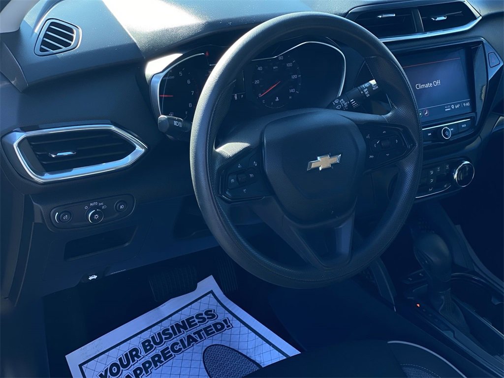 Used 2023 Chevrolet TrailBlazer LT w/ Convenience Package image 18